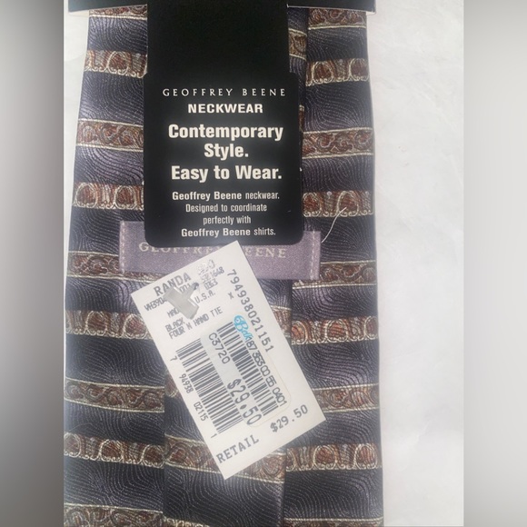 GEOFFREY BEENE Black Brown Silk Necktie Tie Horizontal Geo Stripe USA $30 lcsr - Picture 3 of 8